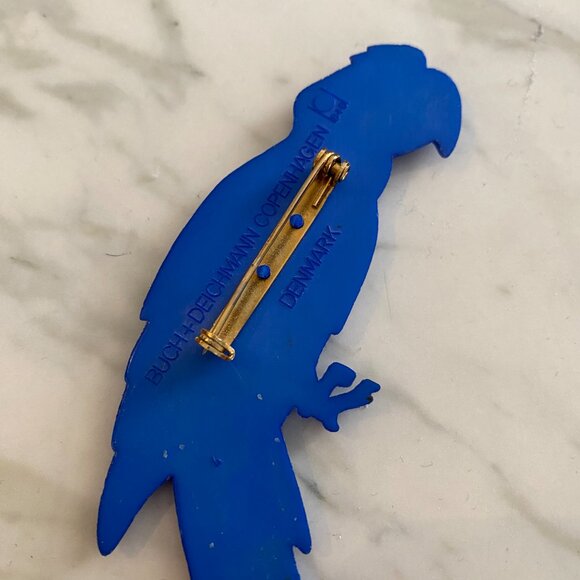 Vintage Buch & Deichmann Denmark Huge Parrot Bird plastic Brooch - Picture 4 of 7
